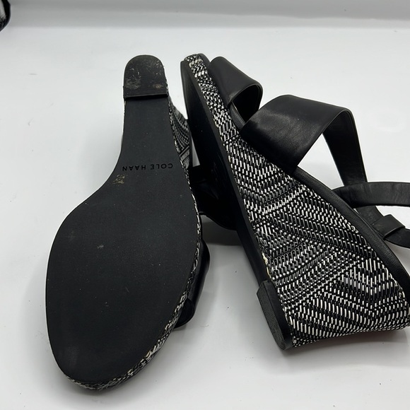 Cole Haan sandals size 7.5B - Picture 8 of 8